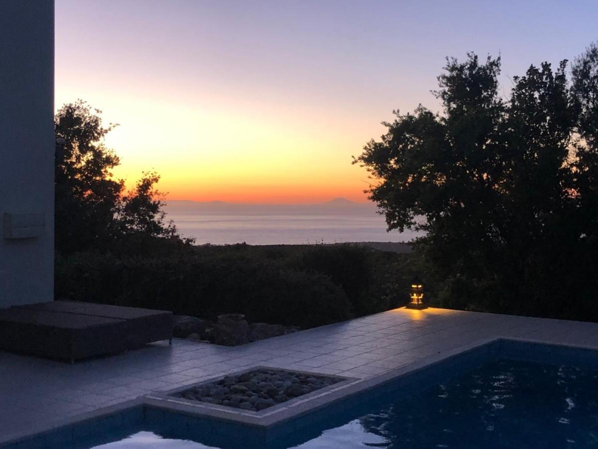 Villa Kyparissia De Wandelboom Vrises  Esterno foto