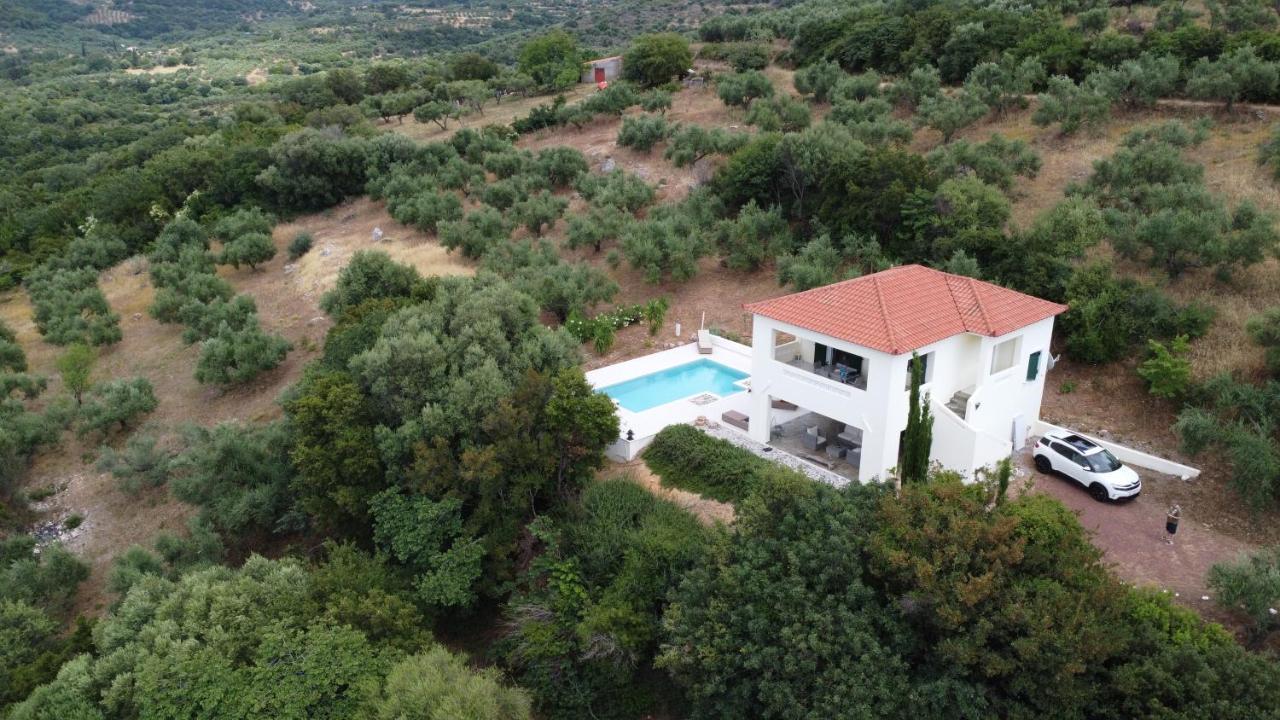 Villa Kyparissia De Wandelboom Vrises  Esterno foto
