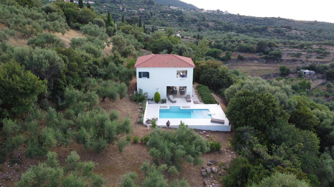 Villa Kyparissia De Wandelboom Vrises  Esterno foto