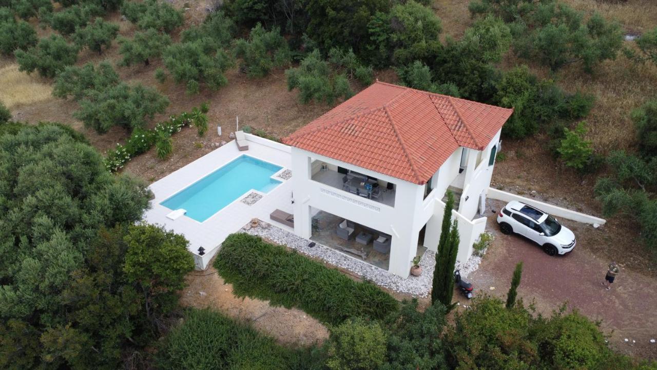 Villa Kyparissia De Wandelboom Vrises  Esterno foto